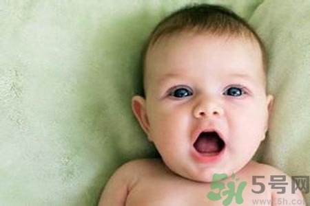 寶寶口腔潰瘍怎么辦？治療寶寶口腔潰瘍方法有什么？