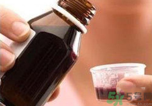 藿香正氣水可以空腹喝嗎？喝藿香正氣水的注意事項(xiàng)？