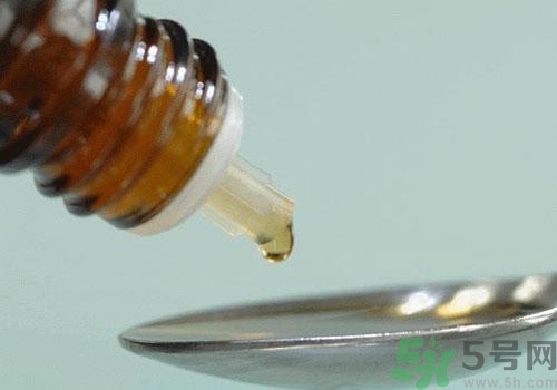 藿香正氣水和感冒藥能一起吃嗎？藿香正氣水不能和什么一起吃？