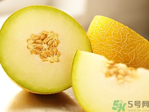 哈密瓜籽能吃嗎？哈密瓜酸了還能吃嗎？