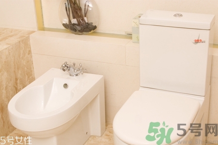 馬桶漏水的原因？馬桶漏水如何修理？