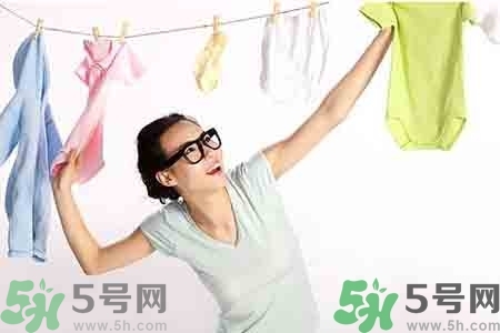 清除衣服上血跡的方法有什么？