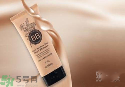 bb霜用洗面奶可以洗干凈嗎？bb霜洗面奶沒洗干凈有什么危害？