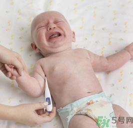 幼兒急疹怎么護(hù)理？ 幼兒急疹的幾大癥狀？