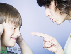 孩子性格內(nèi)向懦弱怎么辦？孩子性格內(nèi)向懦弱的原因？