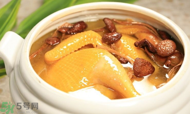 產(chǎn)后喝雞湯有什么好處？產(chǎn)后雞湯做法推薦