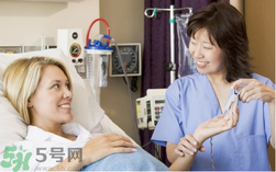 剖腹產(chǎn)后多久來月經(jīng)？剖腹產(chǎn)后月經(jīng)不調(diào)的表現(xiàn)？
