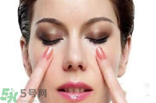 秋季眼睛干澀怎么辦？秋季眼睛干澀怎么調(diào)理？
