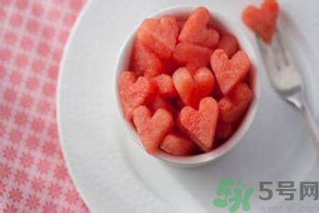 秋季為什么不能吃瓜？秋季吃瓜有什么危害？