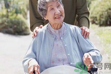 帕金森的易發(fā)人群有哪些？如何預(yù)防帕金森？