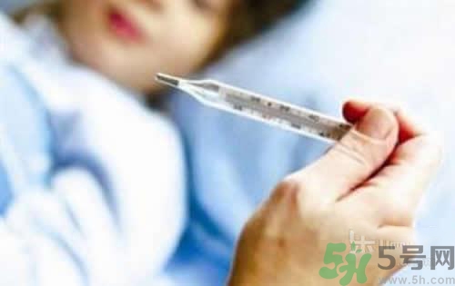 寶寶發(fā)燒多少度要吃退燒藥？寶寶發(fā)燒退燒藥多久吃一次？