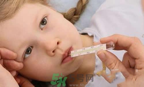 寶寶發(fā)燒多久量一次體溫？寶寶發(fā)燒怎么量體溫？
