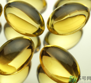 魚肝油可以補(bǔ)鈣嗎？魚肝油可以和鈣片一起吃嗎？