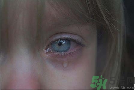 睡覺時流眼淚是怎么回事？如何保護(hù)眼睛？