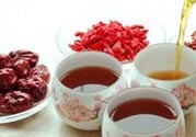 心腦血管病人吃什么食物好？如何預(yù)防心腦血管疾?。?><p><strong>心腦血管病人吃什么食物好？如何預(yù)防心腦血管疾??？</strong></p></a></li> <li><a href=