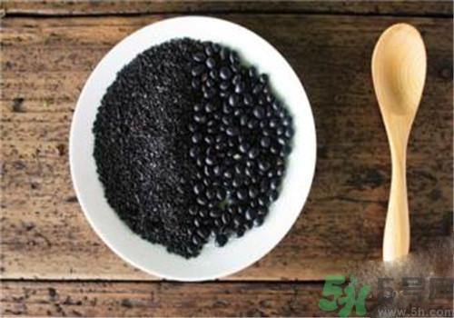 眼睛干澀吃什么好？眼睛疲勞吃什么好？