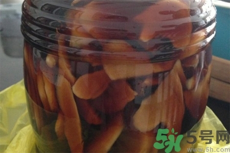 每天吃三片醋泡姜有什么好處？生姜泡醋的作用有哪些？