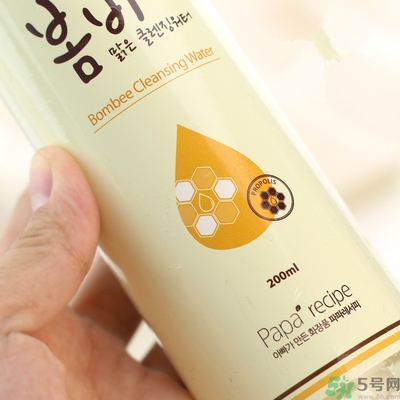 春雨卸妝水好用嗎？春雨卸妝水怎么使用？