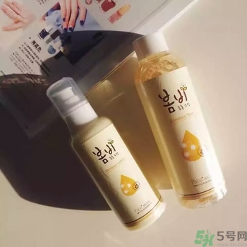 春雨水乳好用嗎？春雨蜂蜜水乳怎么樣？