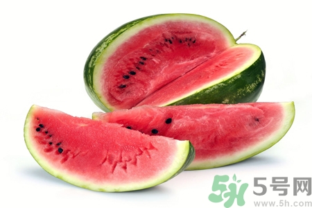 口腔潰瘍可以吃西瓜嗎？口腔潰瘍能不能吃西瓜？