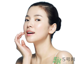 秋季皮膚起皮怎么回事？秋季皮膚護(hù)理小常識(shí)