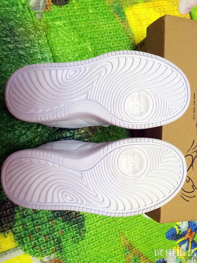 361度鞋子真假怎么看?361度運動鞋真?zhèn)螌Ρ葓D 361度鞋子真假怎么看?361度運動鞋真?zhèn)螌Ρ葓D
