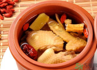秋季干燥喝什么湯最好？秋季養(yǎng)生湯推薦