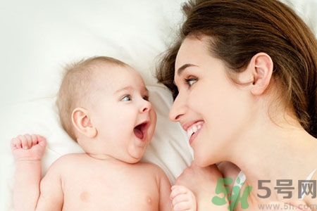 如何預防女性乳頭痛？女性需注意乳房的哪些問題？