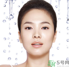 秋季皮膚怎樣補(bǔ)水？秋季皮膚補(bǔ)水小妙招
