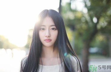 17歲女生下面很癢是為什么？高中女生下面很癢是怎么回事？