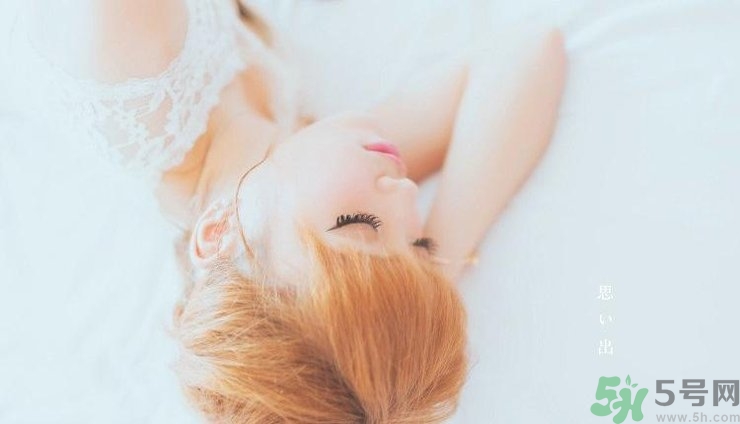 19歲男生身高體重標(biāo)準(zhǔn)是多少？19歲女生的標(biāo)準(zhǔn)身高體重是多少？