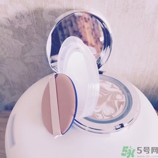 age20s粉底霜怎么用？愛紀(jì)二十粉底霜使用方法