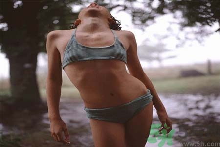 胸部太小怎么辦？胸部如何才能變大？