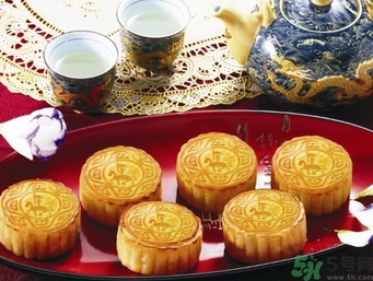 糖尿病人可以吃月餅嗎？糖尿病人吃月餅注意事項(xiàng)