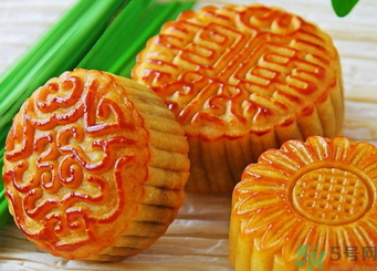 吃月餅會(huì)發(fā)胖嗎？怎樣吃月餅不會(huì)胖？