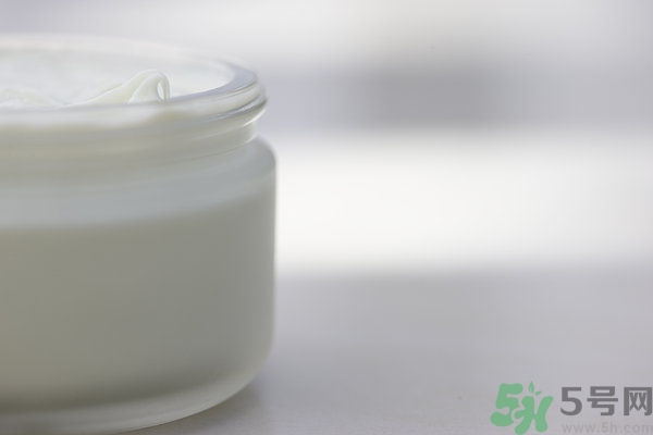 妝前乳有必要用嗎？妝前乳什么時候用？