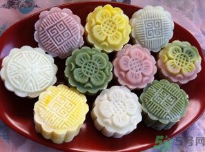 冰皮月餅怎么吃？冰皮月餅怎么吃對(duì)身體好