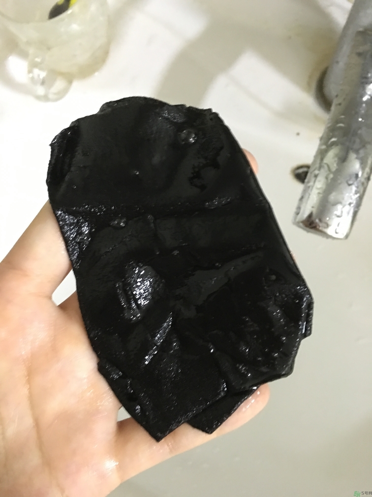 春雨和水光面膜哪個(gè)好？春雨面膜和水光面膜哪個(gè)好？