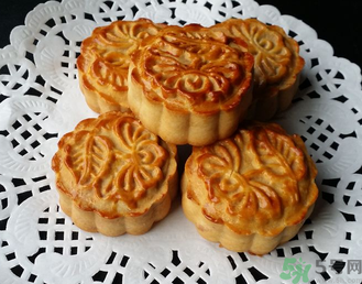 蓮蓉月餅怎么做好吃？蓮蓉月餅做法推薦