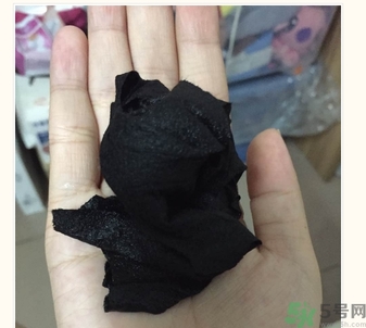 膜法世家黑面膜怎么樣？膜法世家水光黑面膜好用嗎？