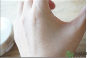 秀雅韓氣墊bb使用方法 秀雅韓秘策紫斷金屬氣墊粉底怎么用？