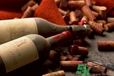 紅酒開瓶器怎么用？沒有開瓶器怎么開紅酒？