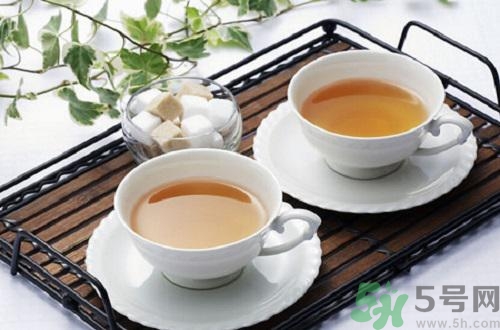 黃芪當(dāng)歸可以泡水喝嗎？黃芪當(dāng)歸泡水喝有什么功效？