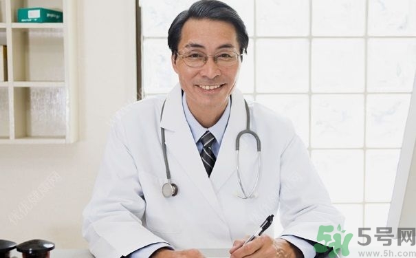 15歲還會得手足口病嗎？手足口病的癥狀有哪些？