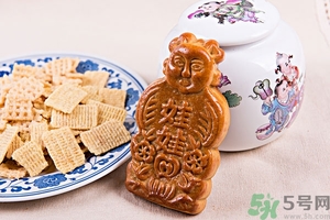 冰皮月餅和普通月餅的區(qū)別 蘇式月餅和廣式月餅的區(qū)別？
