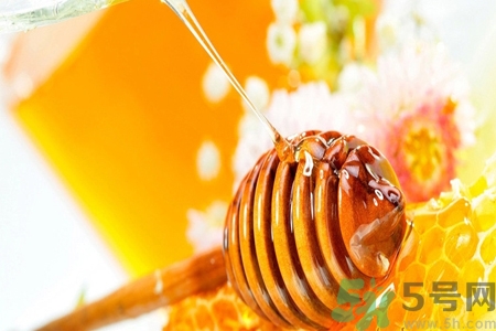 ?蜂蜜怎么吃才有營養(yǎng)？蜂蜜的鑒別方法是什么？