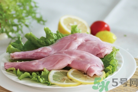 兔肉不能和什么一起吃？什么人不能吃兔肉？