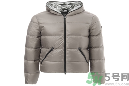羽絨服日常如何保養(yǎng)？羽絨服局部清潔的方法有哪些？