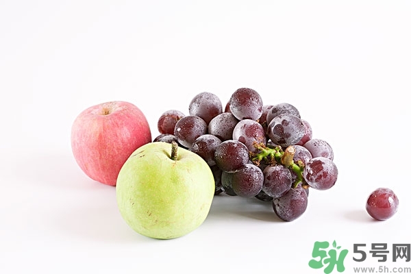 蘋果和梨子可以一起榨汁嗎？蘋果和梨子可以一起吃嗎？