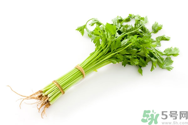 芹菜汁能去斑嗎？芹菜汁可以做面膜嗎？